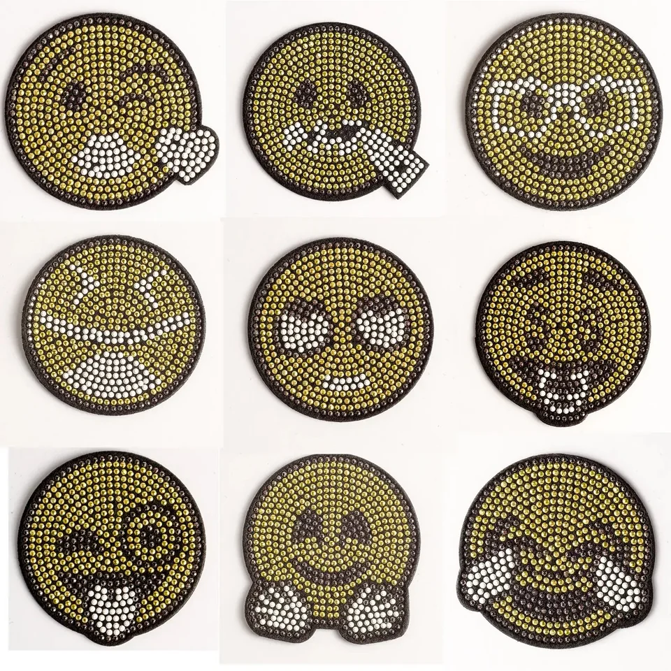 Smile-face rhinestone hotfix motif, catalog item TB-F5FA8EDBA220