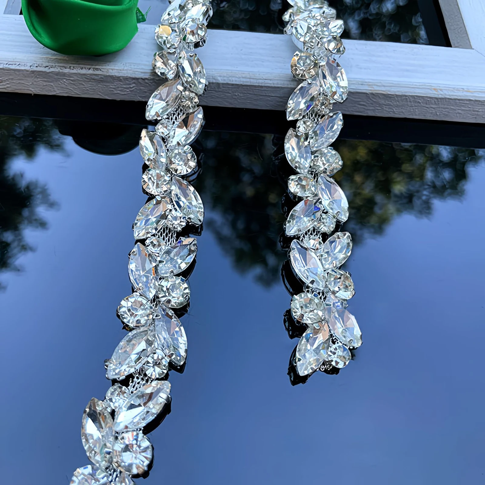 1.8 cm Wheat-Ear Marquise Glass Rhinestone Chain
