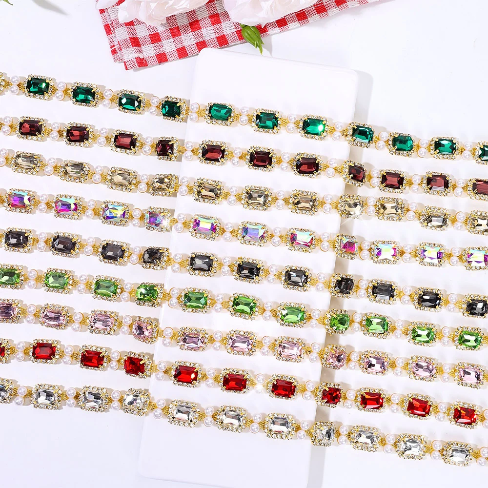 Pearl-Framed Rectangle Rhinestone Chain, reference view 5