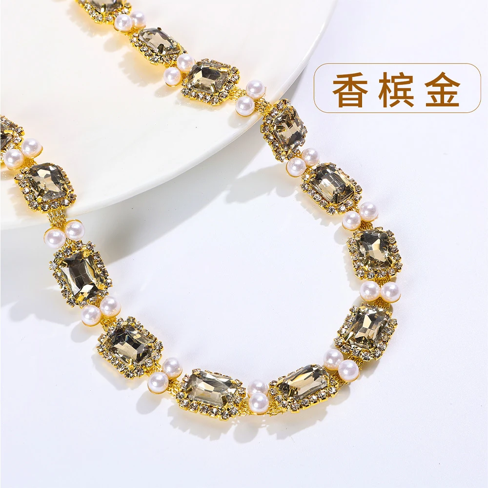 Pearl-Framed Rectangle Rhinestone Chain, reference view 10