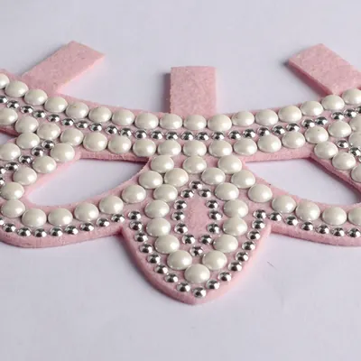 Pink Crown Pearl-and-Rhinestone Applique, Reference view 4