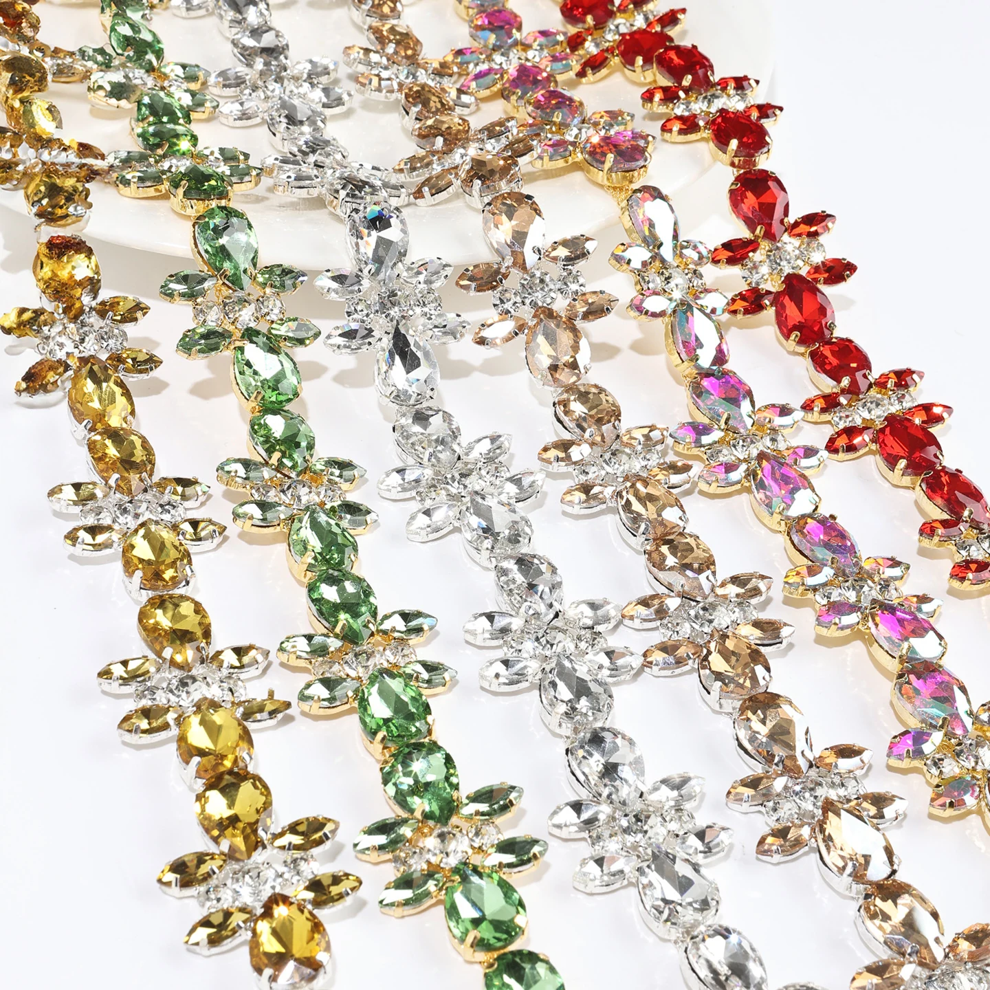 Teardrop and Round Rhinestone Chain