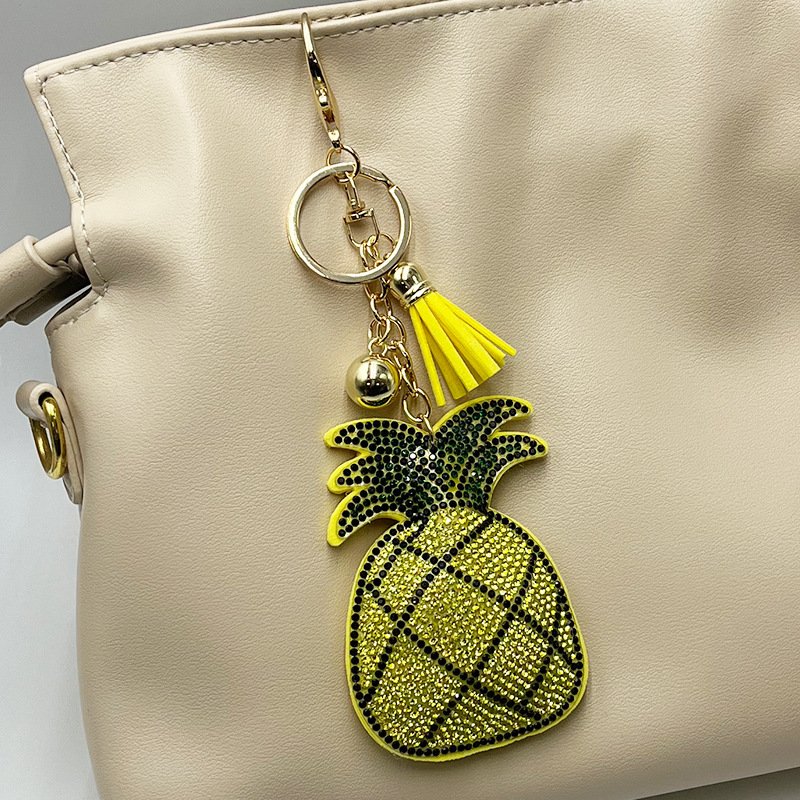 Rhinestone Pineapple Keychain – Sparkling Tassel Bag Charm Fashion Accessory