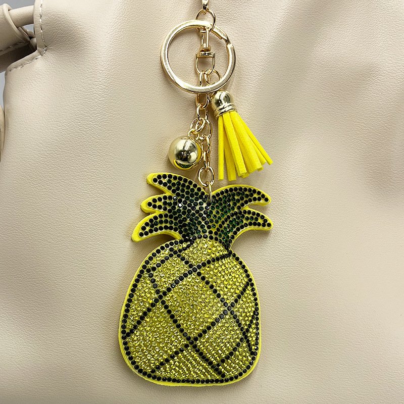 Rhinestone Pineapple Keychain – Sparkling Tassel Bag Charm Fashion Accessory