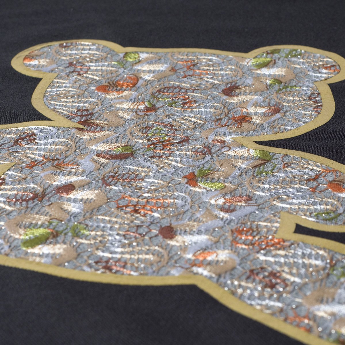 Laser Cut Fabric Rhinestone Heat Transfer Patch – Holographic Bear Crystal Iron-On Design for Apparel