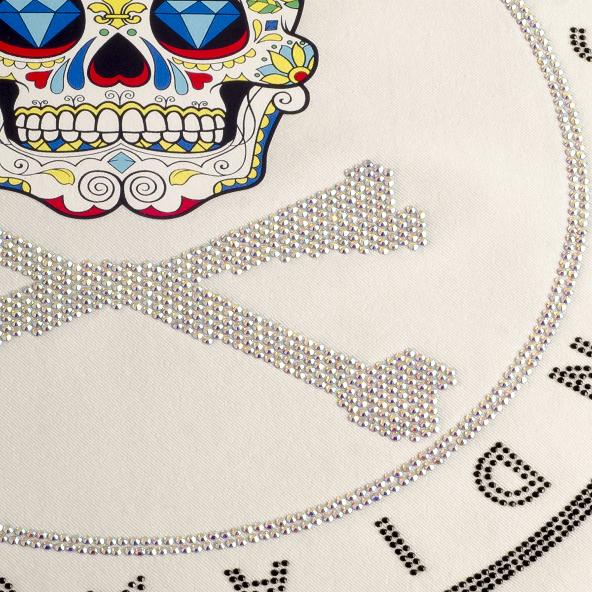 Streetwear DesignSkull Crossbones Rhinestone Graphic Streetwear Design T-Shirt