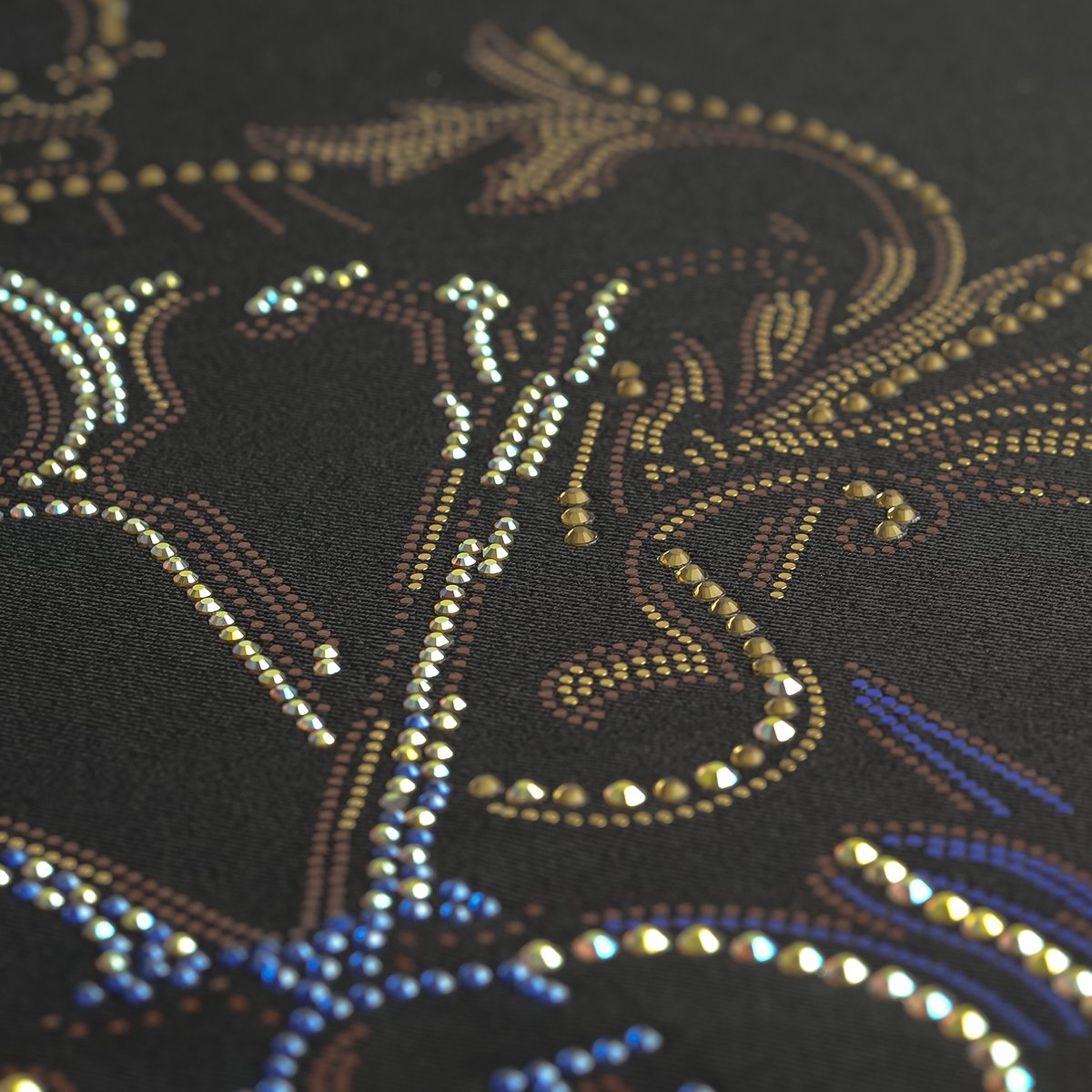 Luxury Crown Monogram Rhinestone Heat Transfer Patch for T-Shirts – Custom Royal Style Crystal Iron On Design